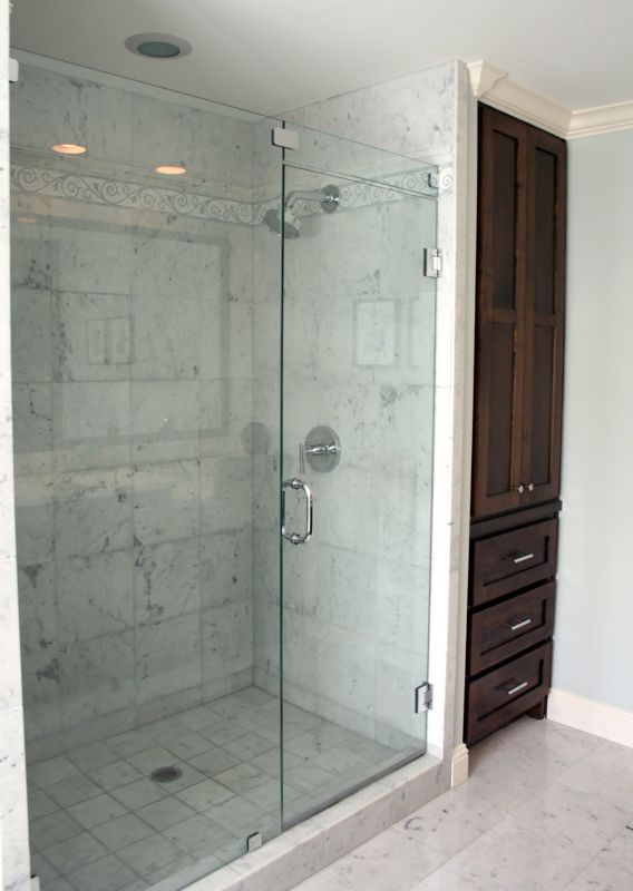 Sleek Modern Shower Design